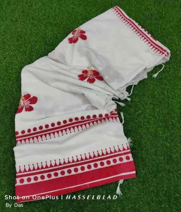White_and_Red_Handloom_Premium_Quality_Pure_Cotton_Block_Print_Saree_For_Women_With_Blouse_Piece