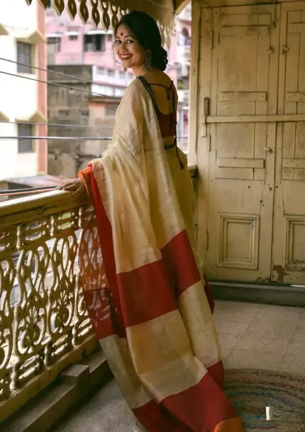 Puja_Special_Off_White_Viscose_Cotton_Saree_for_Women_|_6.3_Meter_Soft_Festive_Saree_with_Blouse_Piece_|_Traditional_Ethnic_Wear_for_Durga_Puja_&_Festivals