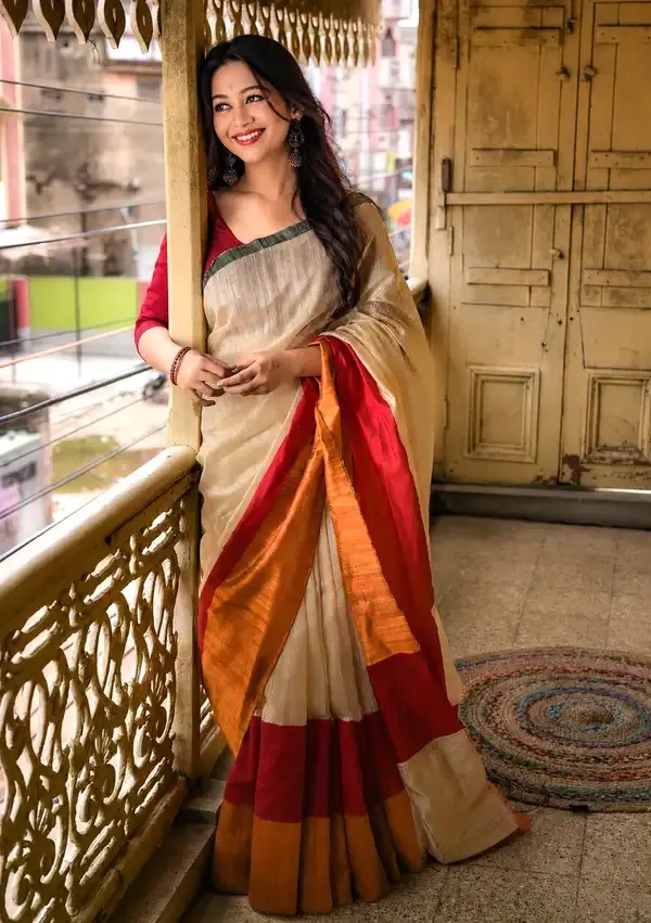 Puja_Special_Off_White_Viscose_Cotton_Saree_for_Women_|_6.3_Meter_Soft_Festive_Saree_with_Blouse_Piece_|_Traditional_Ethnic_Wear_for_Durga_Puja_&_Festivals