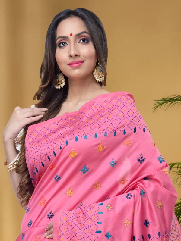 Pink_Premium_Quality_Assam_Slik_Hand_Kantha_Stitch_Sarees_For_Women_With_Running_Blouse_Piece