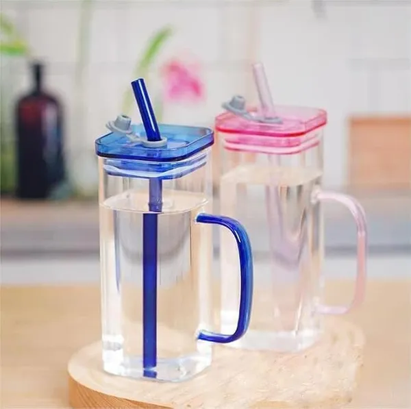 Glass_Cups__with_Straw_Wide_Mouth_Mason_Jar_Drinking_Glasses_with_Lids_&_Straws_&_Square_Color_Handle_Cup,Beer_Glasses,_Iced_Coffee_Glasses,_Ideal_for_Cocktail,_Whiskey,_Gift.380ml_(_Multicolor)