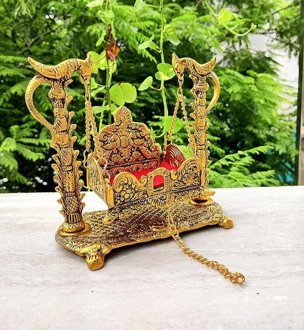 Jhula_Statue_Sculpted_in_Great_Detail_in_Ivory_Antique_Golden_Finish_-_Laddu_Gopal_|_Home_Decor_|_Mandir_|_Gift_|_Hindu_God