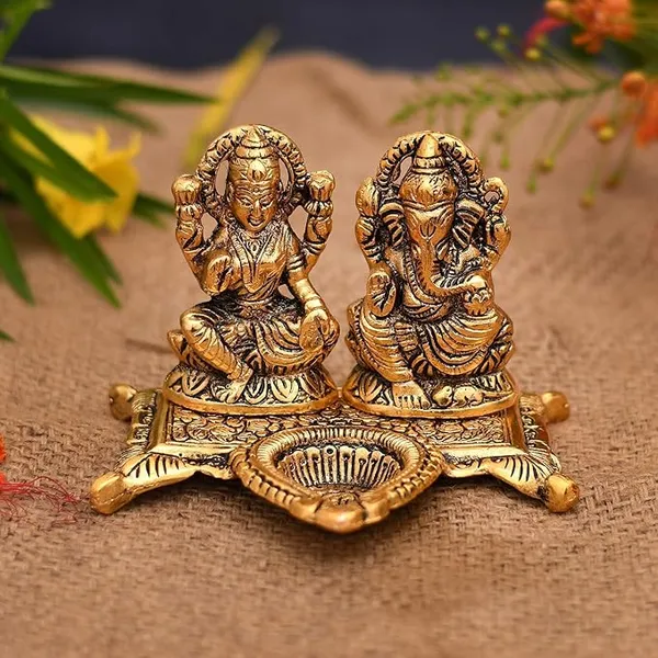 Lakshmi_Ganesh_Handcrafted_Idol_Ganesha_Diya_puja_Deepak_-_Metal_Lakshmi_Ganesh_Statue_-_Diwali_Home_Decoration_Items_-_Lakshmi_Ganesh_for_Diwali_Showpiece_Oil_Lamp