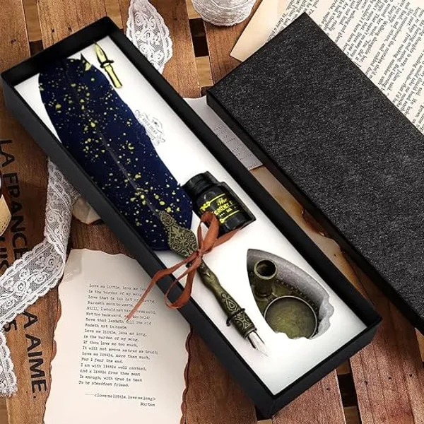 Luxury_Feather_Quill_Dip_Pen_Set,_Includes_2_Extra_Nibs_&_Stand,_Black_Ink,_Vintage_Calligraphy_Set_for_Signature_&_Art,_Ideal_Gift_for_Writers_&_Artists_(Glittery_Blue)