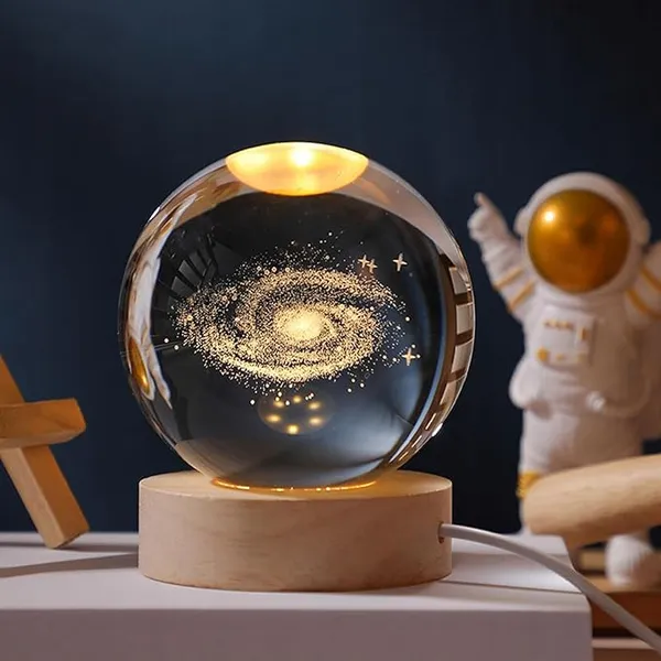3D_Galaxy_Crystal_Ball_Night_Light,_LED_Solar_System_Crystal_Ball_Night_Light_with_Wooden_Base