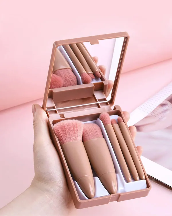 Portable_5-Piece_Mini_Makeup_Brush_Set:_Professional_Travel_Makeup_Brush_Set,_Comes_with_Mirror_Comprehensive_Cosmetic_Brushes