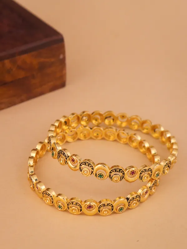 Urvi_Bangle._(Set_of_2)