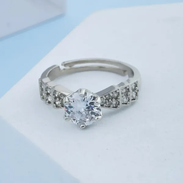Dazzling_Princess_Zircon_Brass_Ring_For_Women