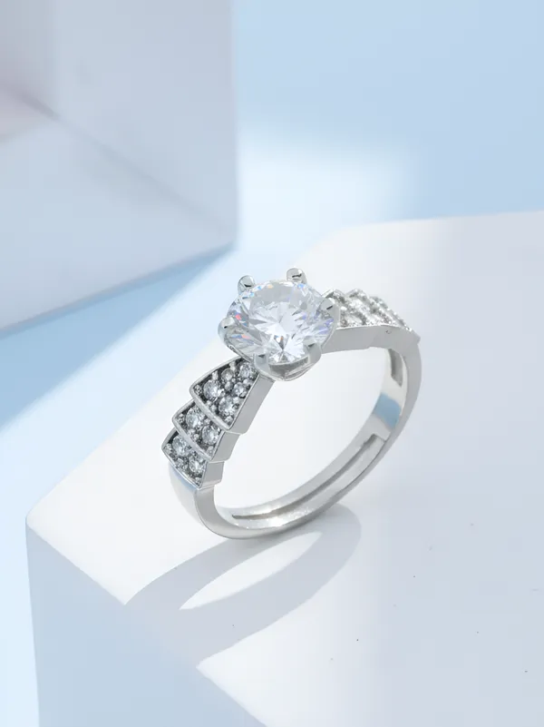 Dazzling_Princess_Zircon_Brass_Ring_For_Women