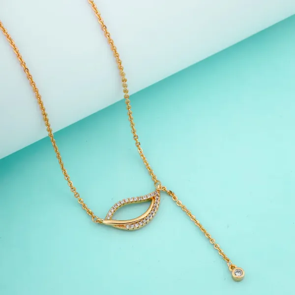 Leafy_Radiance_Elegance_Brass_Necklace_For_Womens