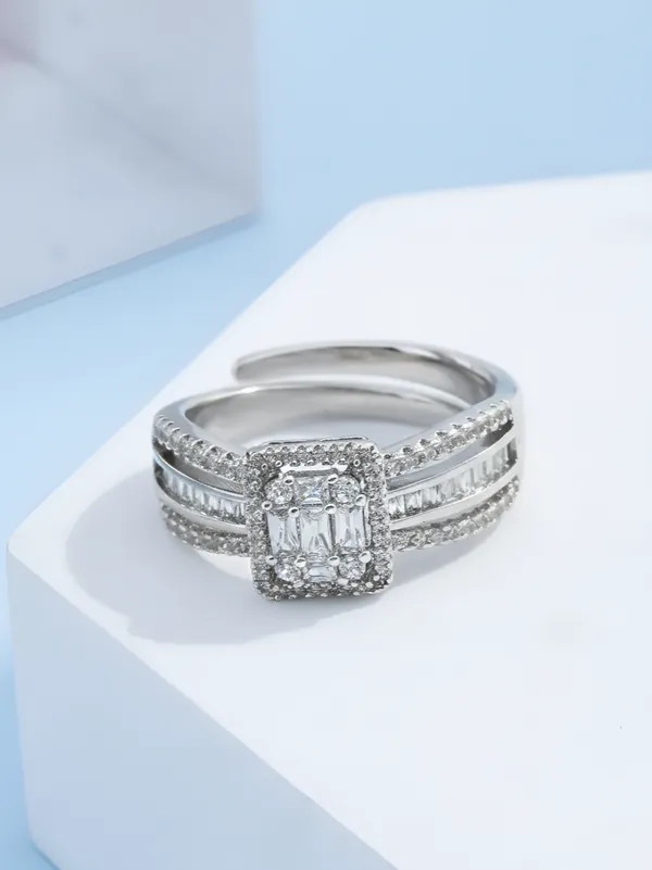 Sparkling_Diamond_Square_Trinity_Brass_Ring_For_Women