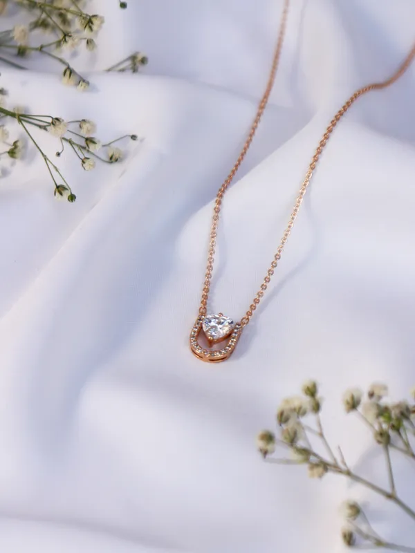 Rose_Gold_Filigree_Heart_Brass_Necklace_For_Womens