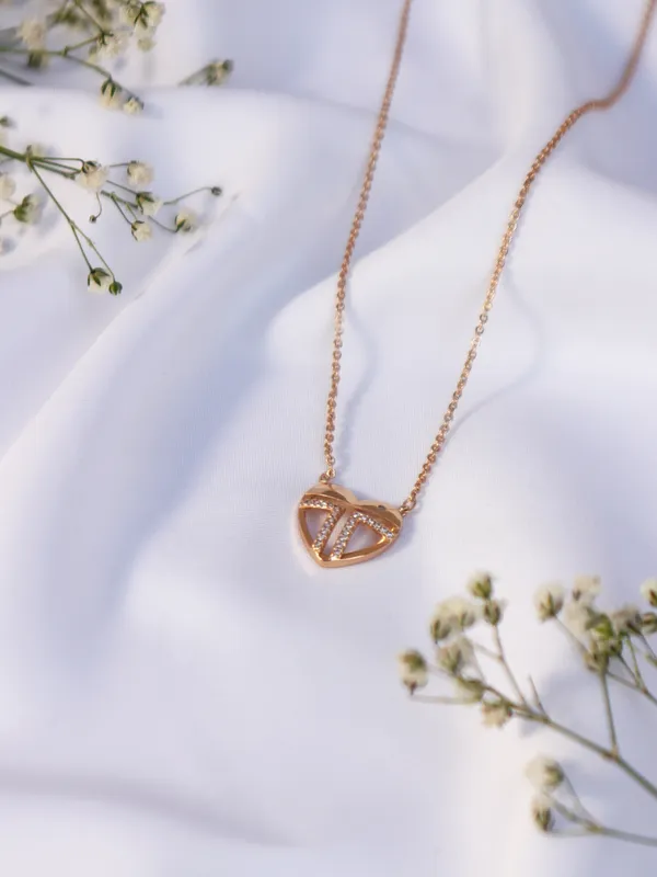 Gold_Colour_Lovable_Heart_Rose_Gold_Brass_Necklace_For_Womens