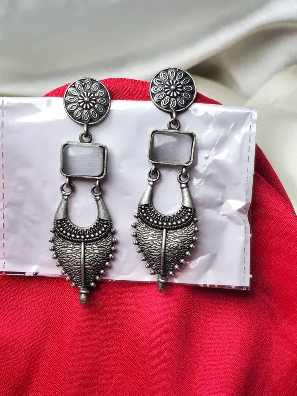 Traditional_Silver_Replica_Earrings_|_Adorable_Designer_Monalisa_Stone_Jewelry
