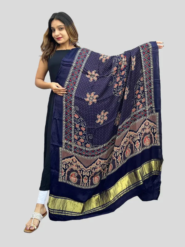 Prijam_Ajrakh_Printed_Women_Dupatta