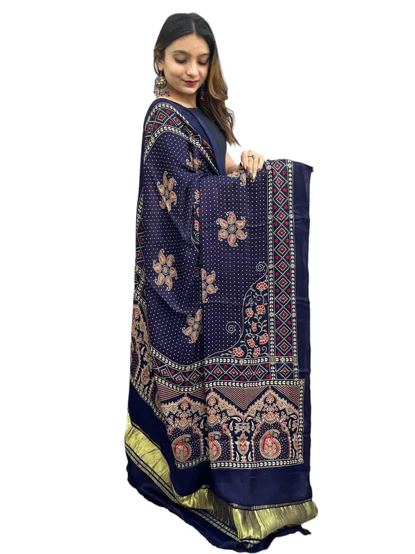 Prijam_Ajrakh_Printed_Women_Dupatta