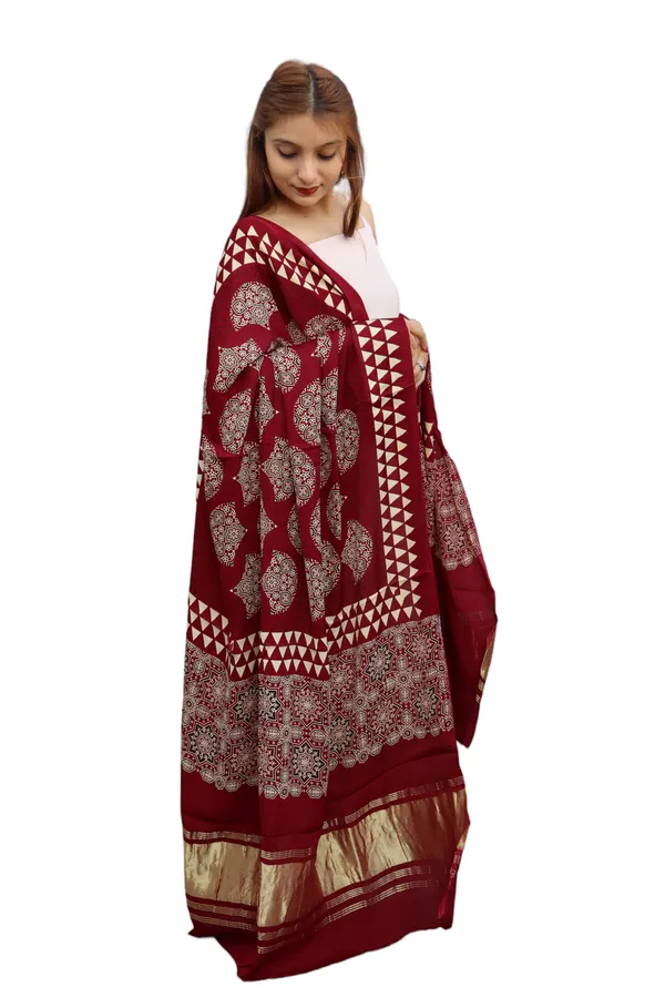 Prijam_Ajrakh_Printed_Women_Dupatta