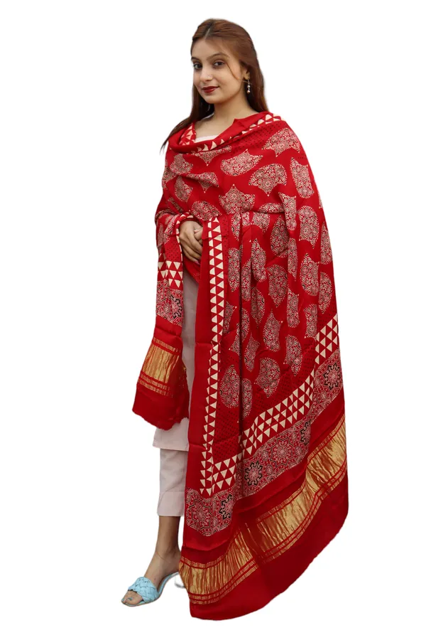 Prijam_Ajrakh_Printed_Women_Dupatta