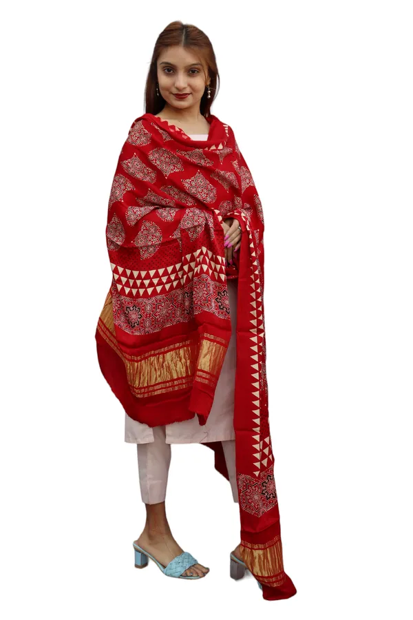 Prijam_Ajrakh_Printed_Women_Dupatta