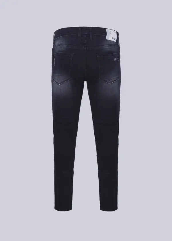 BLACK_Stretchable_RELEAX_NARROW_Fit_Knitted_Denim_Jeans,_Jeans_For_Men