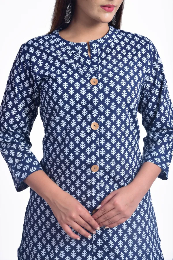 Blue_Pure_Cotton_Frontslit_Kurta_For_Women