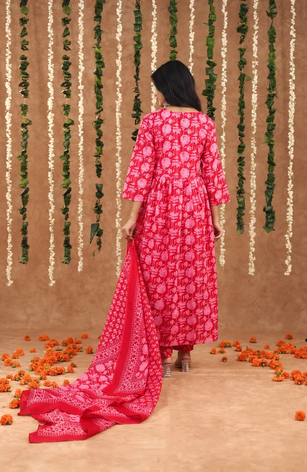 Women_Trendy_Dark_Pink_Cotton_Flower_Printed_Mirror_Worked_Kurta_And_Pant_With_Cotton_Mulmul_Dupatta