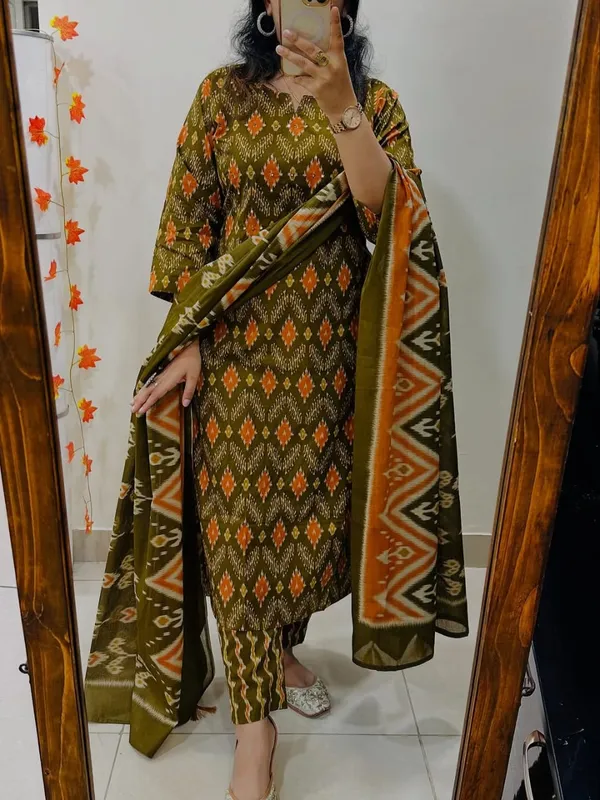 Women_Trendy_Rich_Cotton_Floral_Printed_Green_Kurta_And_Pant_With_Dupatta