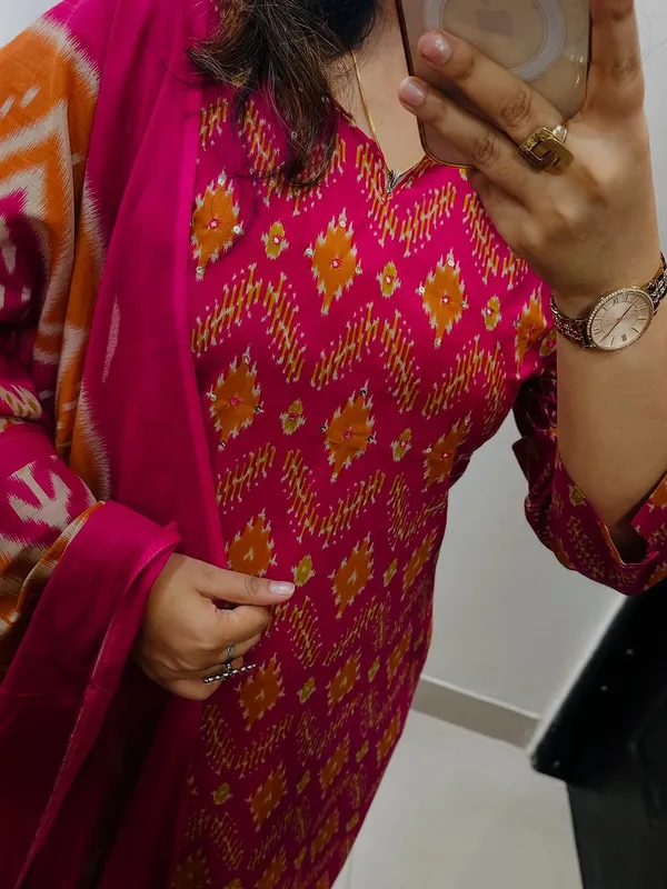 Women_Trendy_Rich_Cotton_Floral_Printed_Pink_Kurta_And_Pant_With_Dupatta