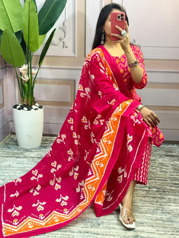 Women_Trendy_Rich_Cotton_Floral_Printed_Pink_Kurta_and_Pant_With_Dupatta