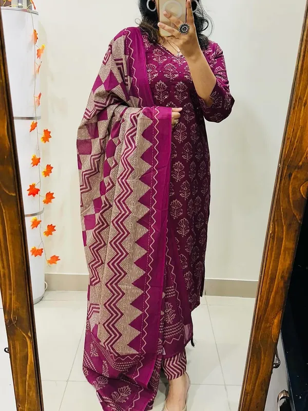 Women_Jaipuri_Trendy_Flower_Printed_And_Sequince_Worked_Cotton_Purple_Kurta_With_Pant_And_Dupatta
