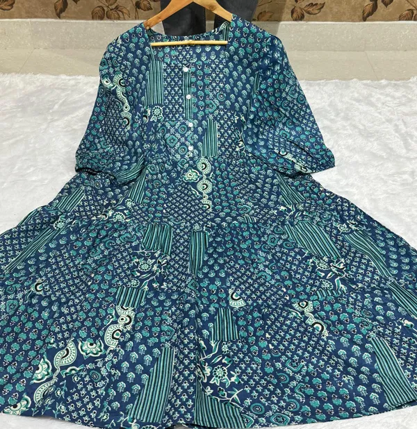 Beautiful_ikkat_Printed_Cotton_Full_Flair_Middy_Gown_Short_Kurti