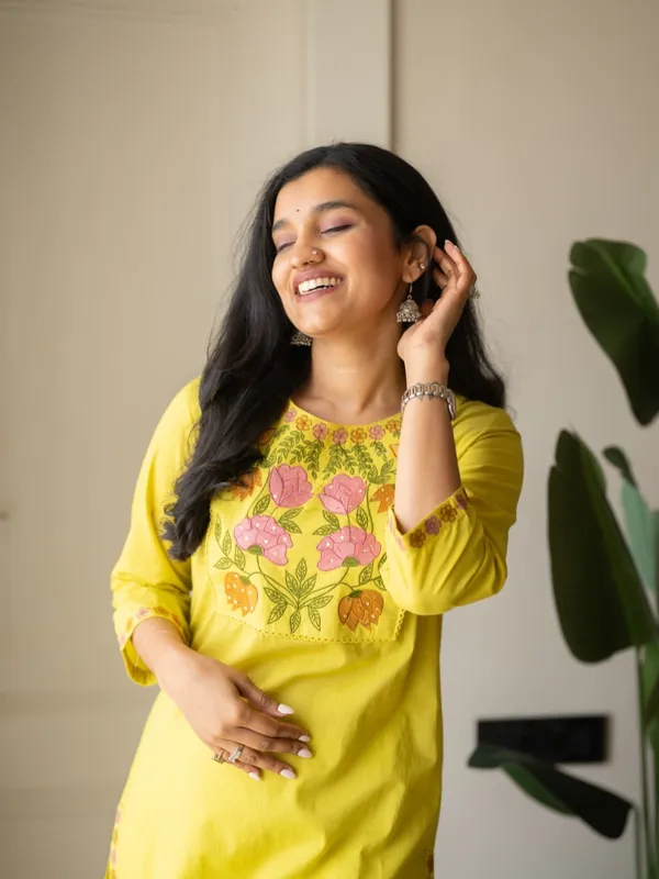 Premium_Floral_Embroiderered_Soft_and_Breathable_Cotton_Fabric_Yellow_Straight_Kurta_With_Pant_And_Dupatta
