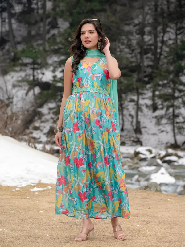 Women_Sleeveless_Premium_Chinon_Printed_Classic_Knee_length_Blue_Kurta_With_Belt_and_Dupatta