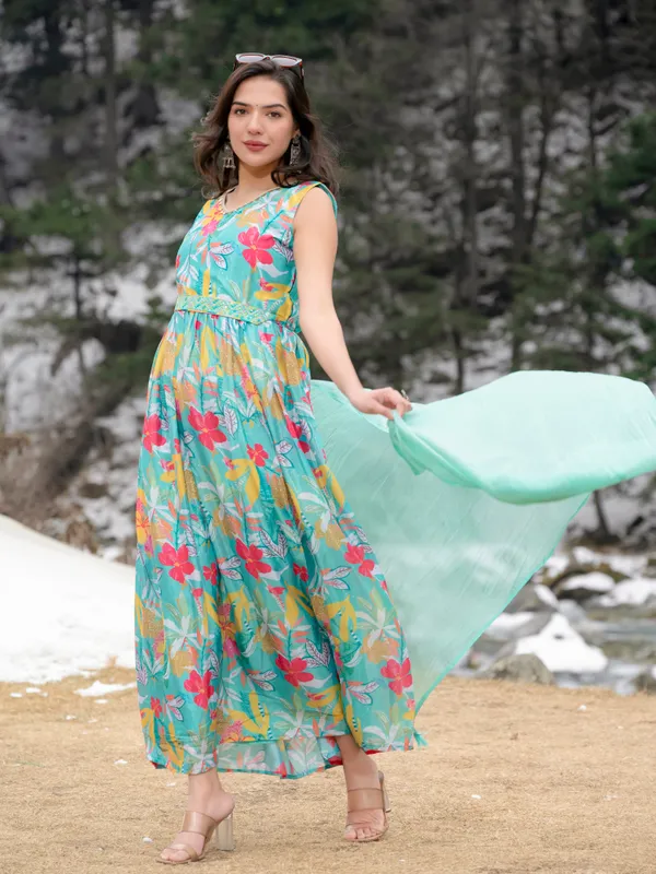 Women_Sleeveless_Premium_Chinon_Printed_Classic_Knee_length_Blue_Kurta_With_Belt_and_Dupatta