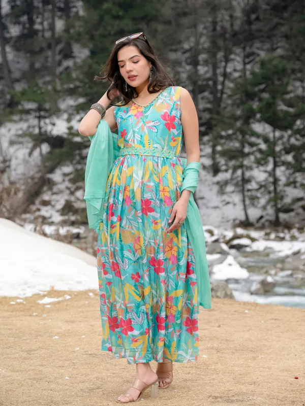 Women_Sleeveless_Premium_Chinon_Printed_Classic_Knee_length_Blue_Kurta_With_Belt_and_Dupatta
