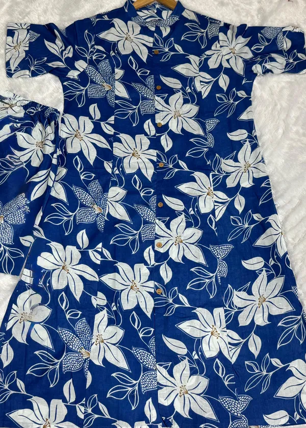 Women_Blue_Floral_Fine_Printed_Cotton_Co-Ord_Set_Aline_Pattern_Paired_With_Ankle_Length_Pant_(Co-Ord_Set)