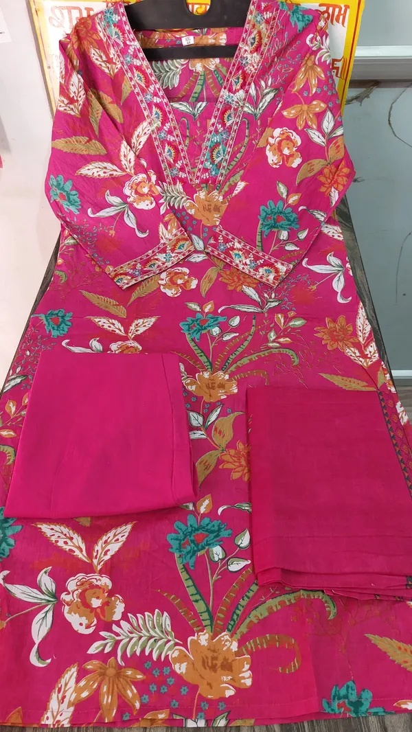 This_Women_Cotton_Kurta_Set_Is_Perfect_Comfortable_Pick_For_Those_Outings_And_Everyday_Picks_Comes_With_A_Beautiful_Pant_And_Dupatta