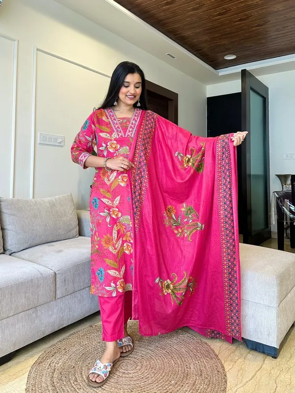 This_Women_Cotton_Kurta_Set_Is_Perfect_Comfortable_Pick_For_Those_Outings_And_Everyday_Picks_Comes_With_A_Beautiful_Pant_And_Dupatta