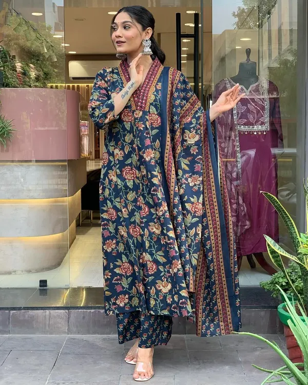 Women_Beautiful_Cotton_Flower_Printed_Neckline_Worked_Blue_Kurta_And_Pant_With_Cotton_Mulmul_Dupatta
