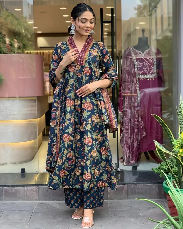 Women_Beautiful_Cotton_Flower_Printed_Neckline_Worked_Blue_Kurta_And_Pant_With_Cotton_Mulmul_Dupatta