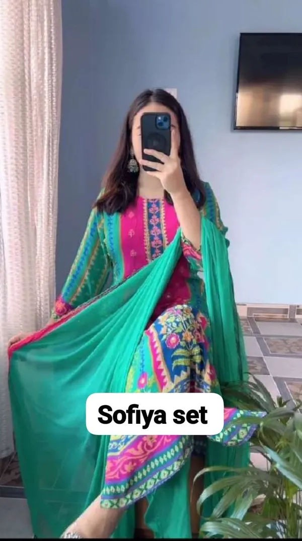 Women_Beautiful_Russian_Silk_Blue_Printed_Kurta_with_Pant_and_Dupatta