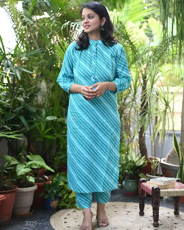 Sky_Blue_Lehriya_Sanganeri_Jaipuri_Printed_Cotton_Kurta_With_Pant