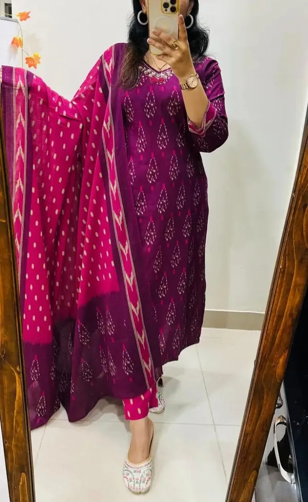 Women_Designer_Rich_Cotton_Floral_Printed_Purple_Pink_Kurta_And_Pant_With_Dupatta