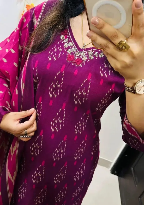 Women_Designer_Rich_Cotton_Floral_Printed_Purple_Pink_Kurta_And_Pant_With_Dupatta