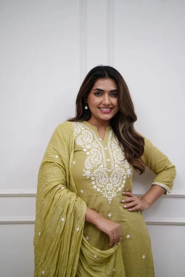 Women_Embroidered_Panel_Worked_Straight_Cotton_Mehndi_Green_Kurta_With_Pant_And_Dupatta