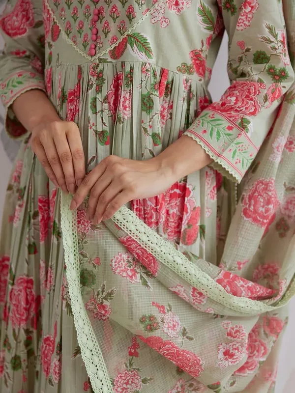 Women_Green_Cotton_Anarkali_Printed_Kurta_With_Pant_And_Dupatta