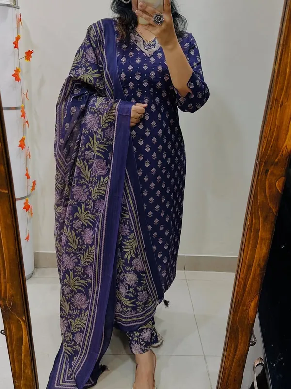 Women_Straight_V_Neck_Floral_Printed_Cotton_Blue_Kurta_With_Pant_And_Dupatta