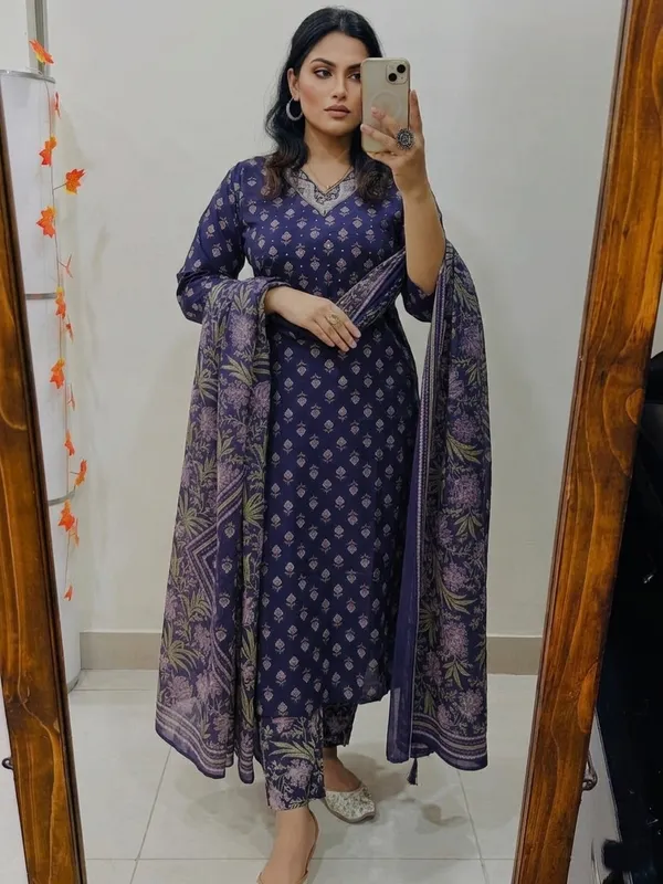 Women_Straight_V_Neck_Floral_Printed_Cotton_Blue_Kurta_With_Pant_And_Dupatta