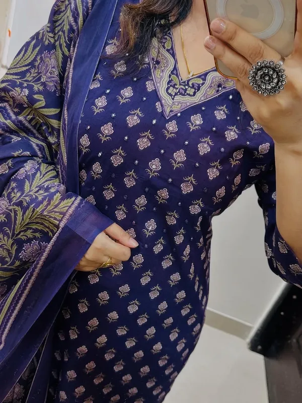 Women_Straight_V_Neck_Floral_Printed_Cotton_Blue_Kurta_With_Pant_And_Dupatta