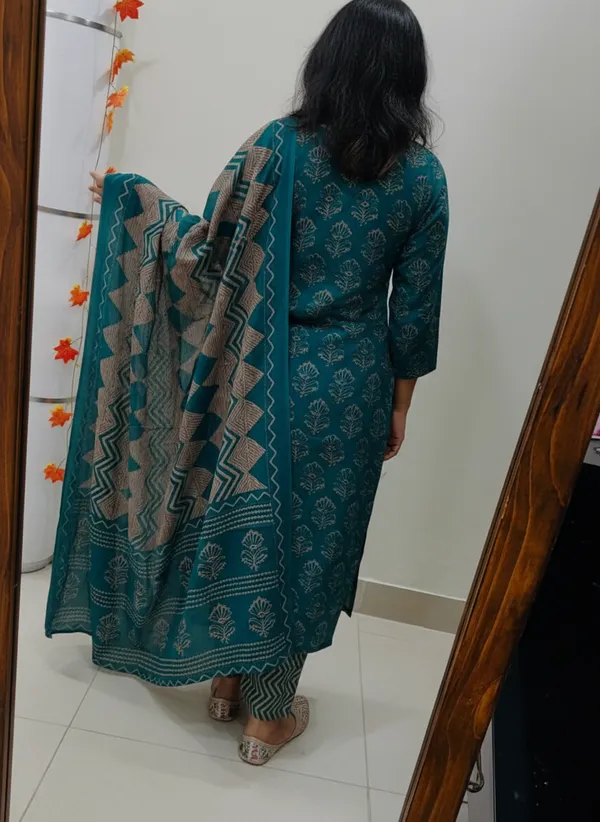Women_Jaipuri_Trendy_Flower_Printed_And_Sequince_Worked_Cotton_Rama_Kurta_With_Pant_And_Dupatta